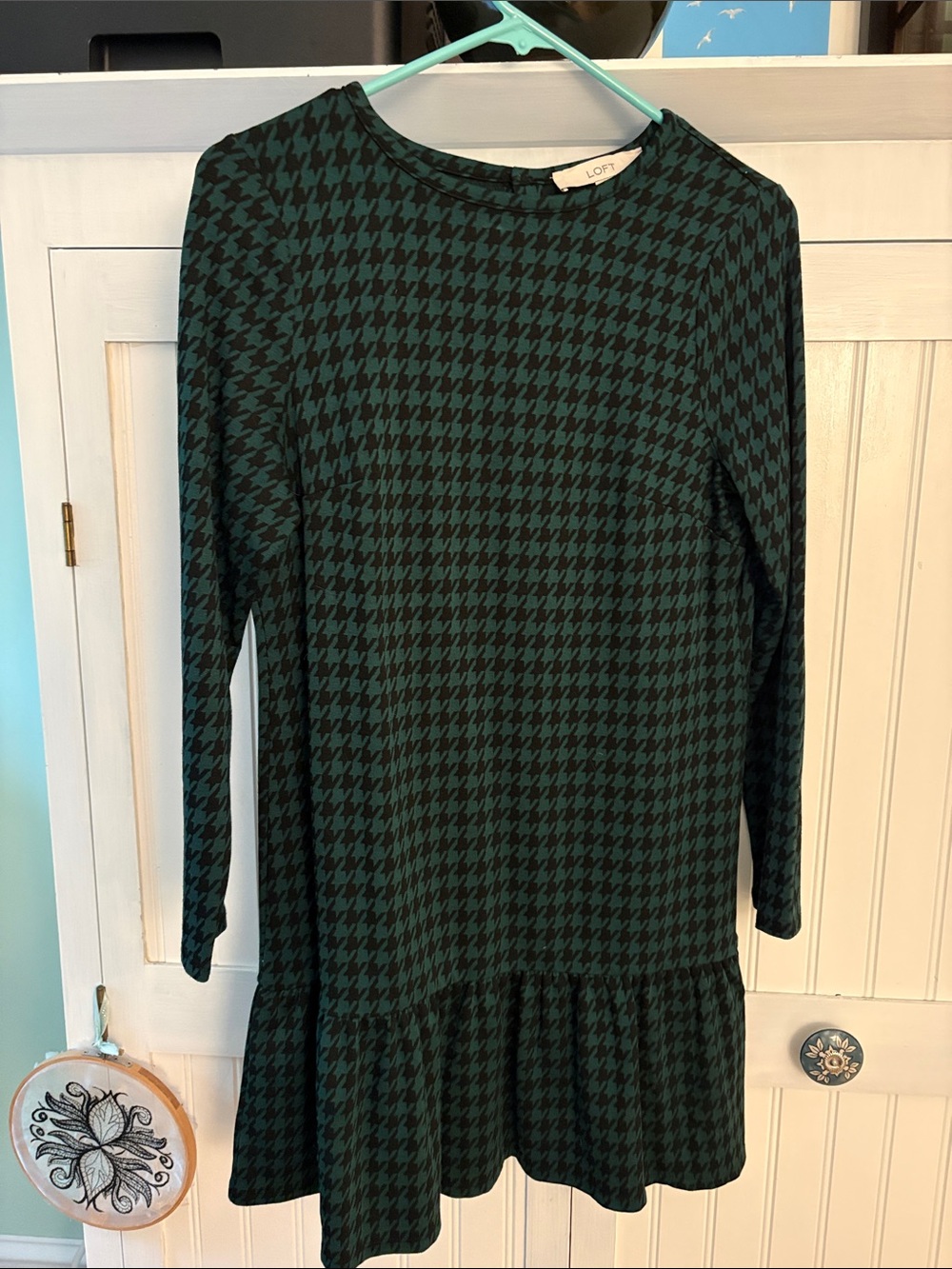 LOFT Green and Black Houndstooth Long Sleeve Ruffle-Hem Dress